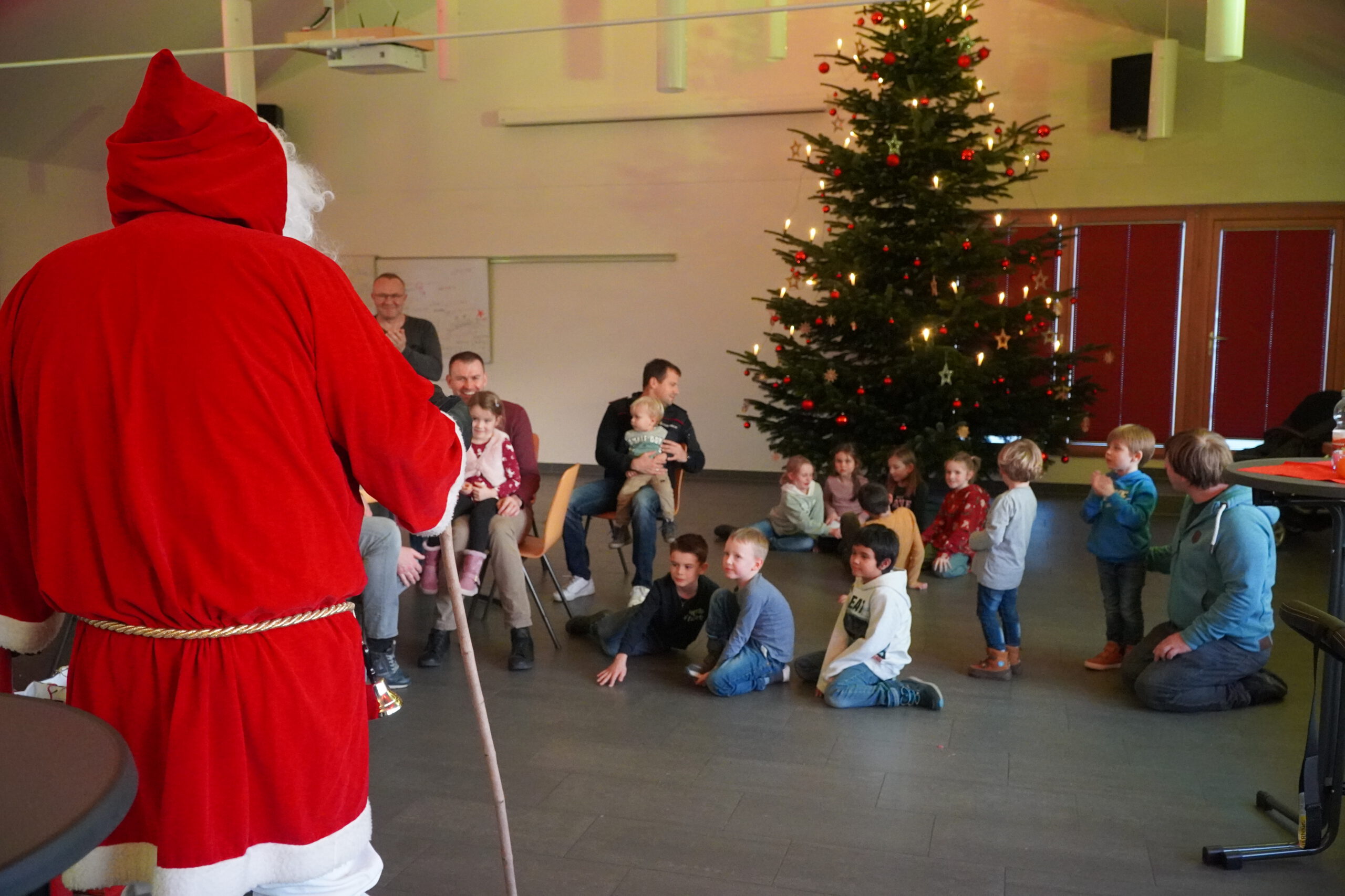 Nikolausfeier für Feuerwehrkinder